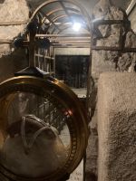 Blick ins Grab der Heiligen Martin