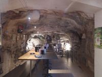 Besichtigung des Weingutes Cave Pére Auguste mit Führung