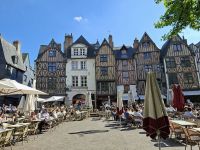 Tours (Altstadt - Place Plumereau) &ndash; &copy; Katrin Deutschbein (Eberhardt TRAVEL)