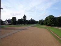 Blick in den gepflegten Park von Schloß Cheverny