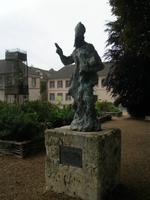 Denkmal Fulbert Chartres