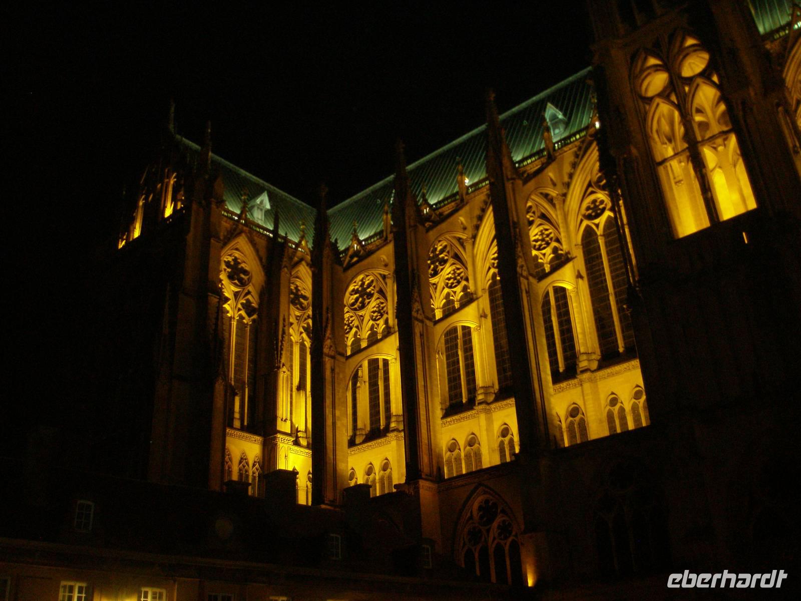 Kathedrale Metz Westfassade bei Nacht