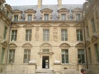 Hotel de Sully Paris