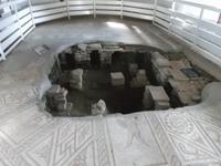 Mosaike in der Römervilla von Bignor, über der Fußbodenheizung