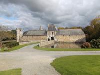 Eingang zum Schloss Gratot