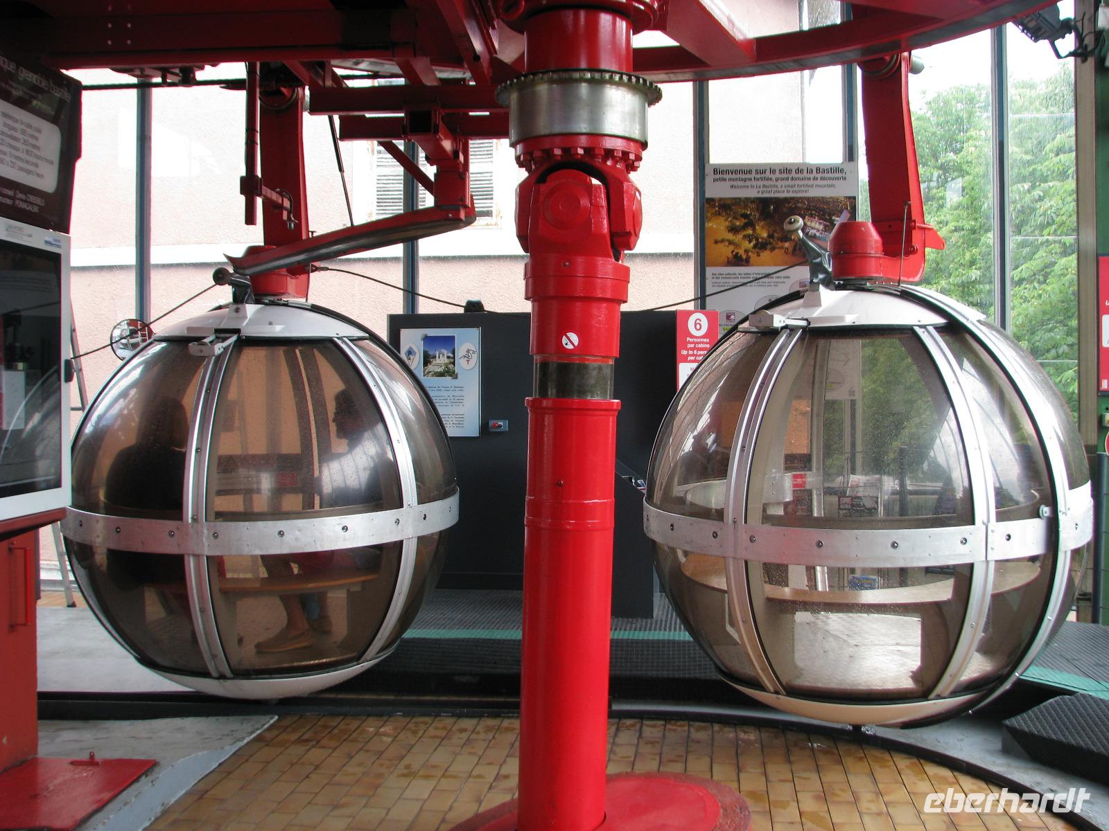 Auffahrt zum Fort in Grenoble