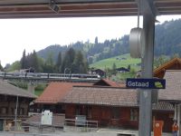 Gstaad, Bahnhof mit GoldenPass Panoramic
