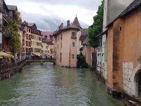 Annecy Blick über den Fluss Thiou
