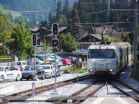Der panoramic Express fährt in Gstaad ein
