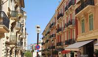 Hausfassaden im Stadteil La Condamine in Monaco