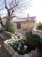 03_Eze Village (5)