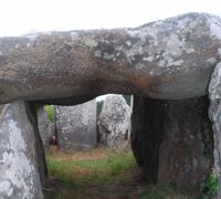 168Detail vom Dolmengrab