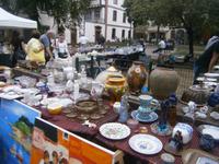 Trödelmarktszene in Straßburg