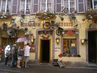 Hier eine geschmückte Brasserie