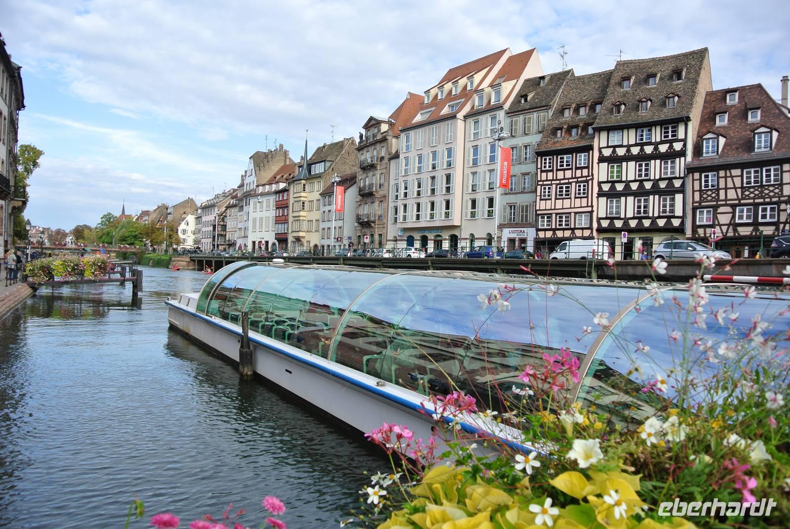 Bootsfahrt durch Straßburg