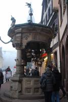 064. Sechs-Eimer-Brunnen Obernai