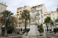 Stadtrundgang Cannes - Markthalle