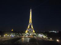 Eiffelturm bei Nacht