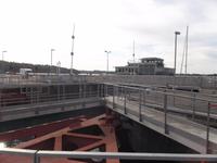 Gezeitenkraftwerk und Schleuse an der Rance