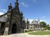 Guimiliau - umfriedeter Pfarrbezirk