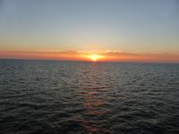 Sonnenuntergang auf Überfahrt von Jersey nach St. Malo