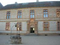 Schloss Cormatin, Innenhof