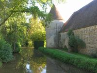 Schloss Cormatin mit Wassergraben