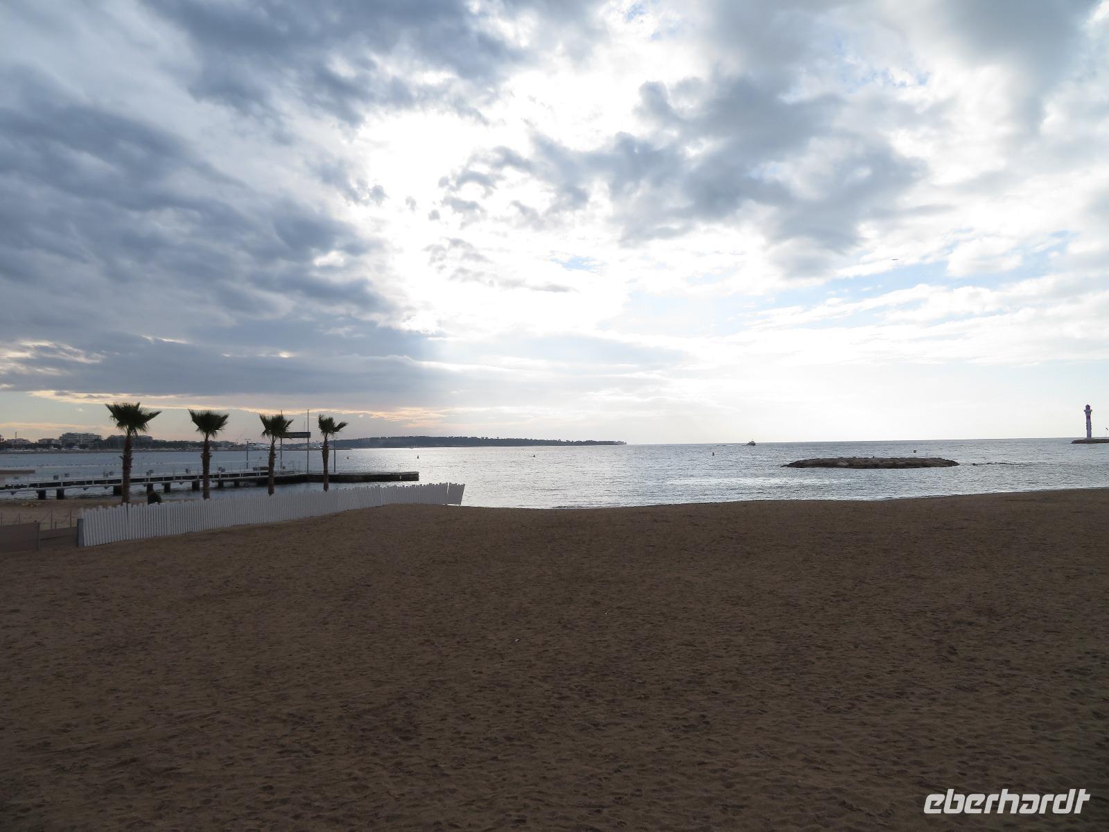 147-Strand in Cannes