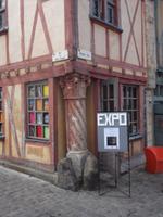 Dafür ist Le Mans bekannt: Häuser mit Ecksäulen