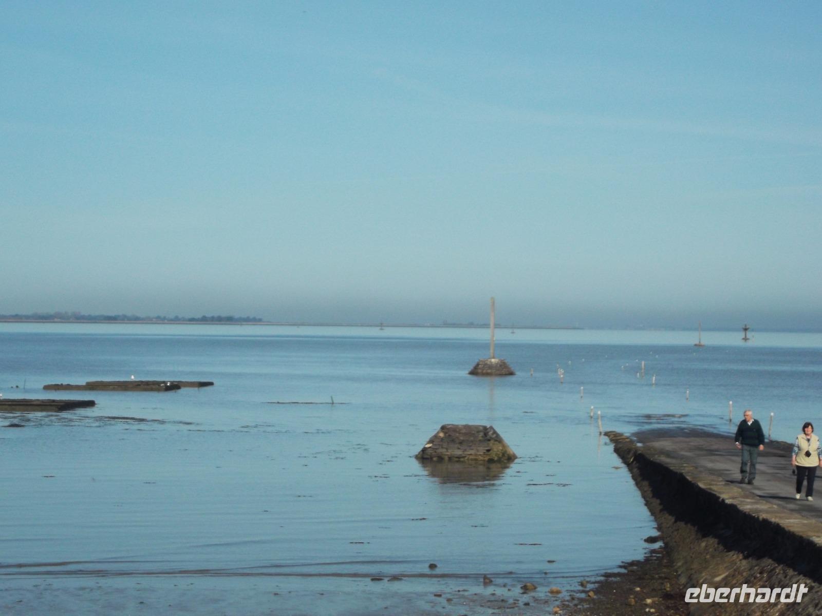 Überflutet: die Passage du Gois, früher einziger Zugang zur le de Noirmoutier