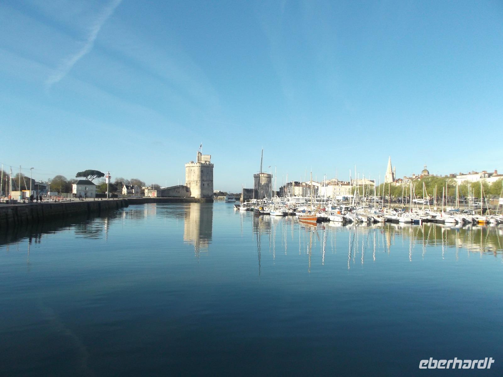Hafen von La Rochelle mit Tour St.Nicholas, Kettenturm und 