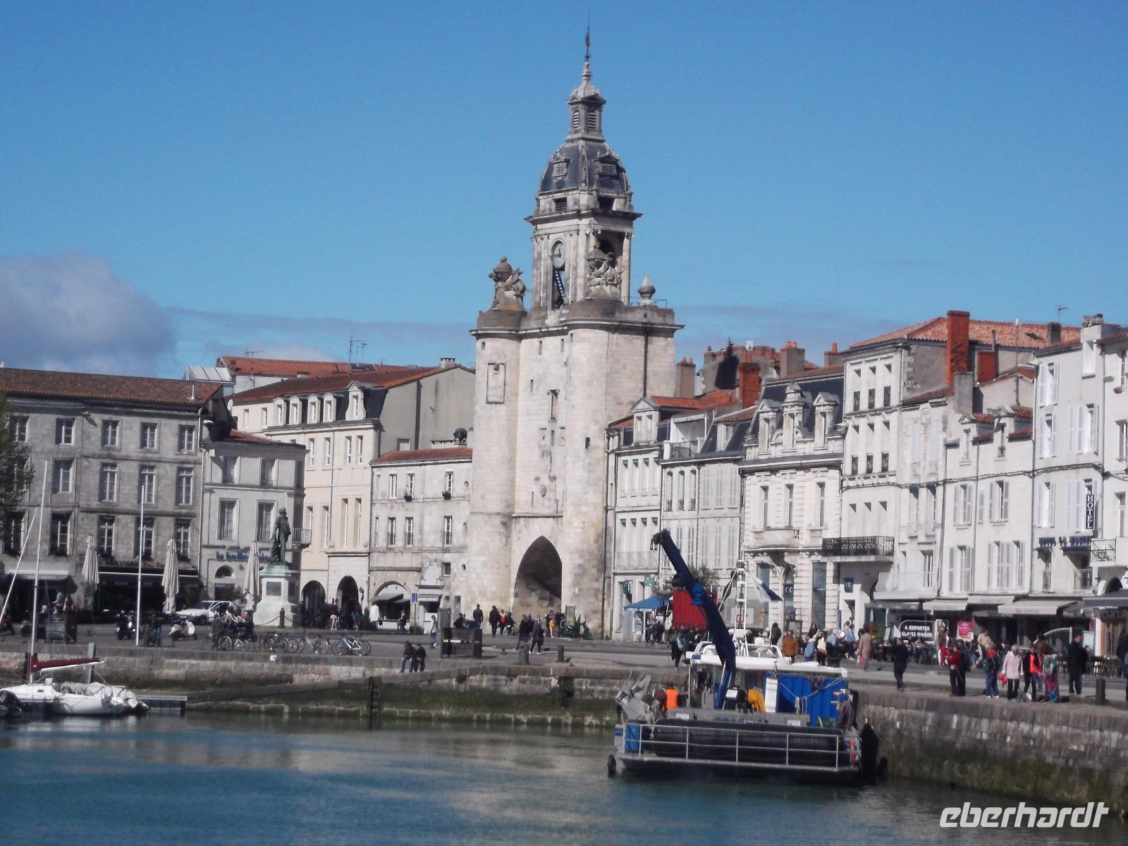 Hafen von La Rochelle mit Uhrenturm, dem alten Stadttor