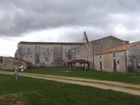 die Abtei von Maillezais mit Kathedrale war einst Bischofssitz