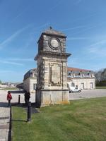 alte Wasserpumpe im Hof des Marinearsenals von Rochefort