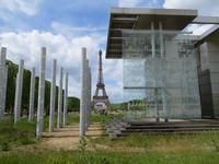Friedensdenkmal und Eifelturm