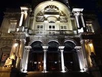 Avignon bei Nacht - Theater