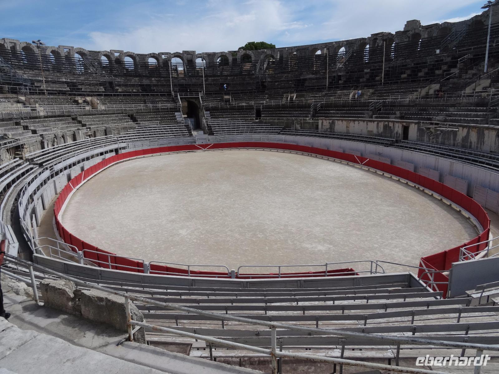 Arles - Amphitheater = Arena