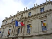 Tag 5 - 1 - Rathaus von Arles