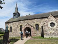 Krals-Kirche im Broceliande