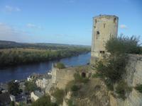 Chinon, Schloss, Befestigungsanlagen