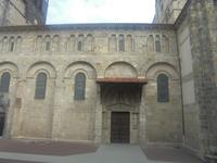 Clermont-Ferrand, Stifts- und Wallfahrtskirche Notre-Dame du Port