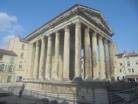 Vienne, römischer Tempel in der Innenstadt