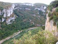 Flusslauf an der Grotte
