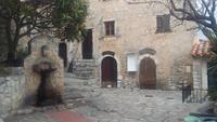 Der Brunnen in Eze-Village
