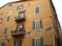 Typische Hausfassade Nizza