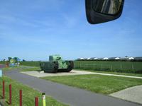 Landungsstrände, Juno-Strand, Tank