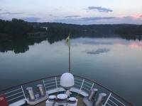 die Flussfahrt beginnt