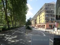Toulouse, Neubauten am Canal du Midi