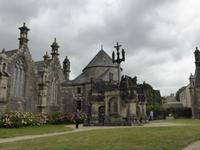 Guimiliau - umfriedeter Pfarrbezirk