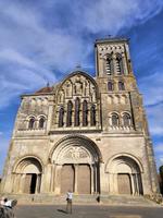 Die Wallfahrtskirche am Jakobsweg in Vezelay